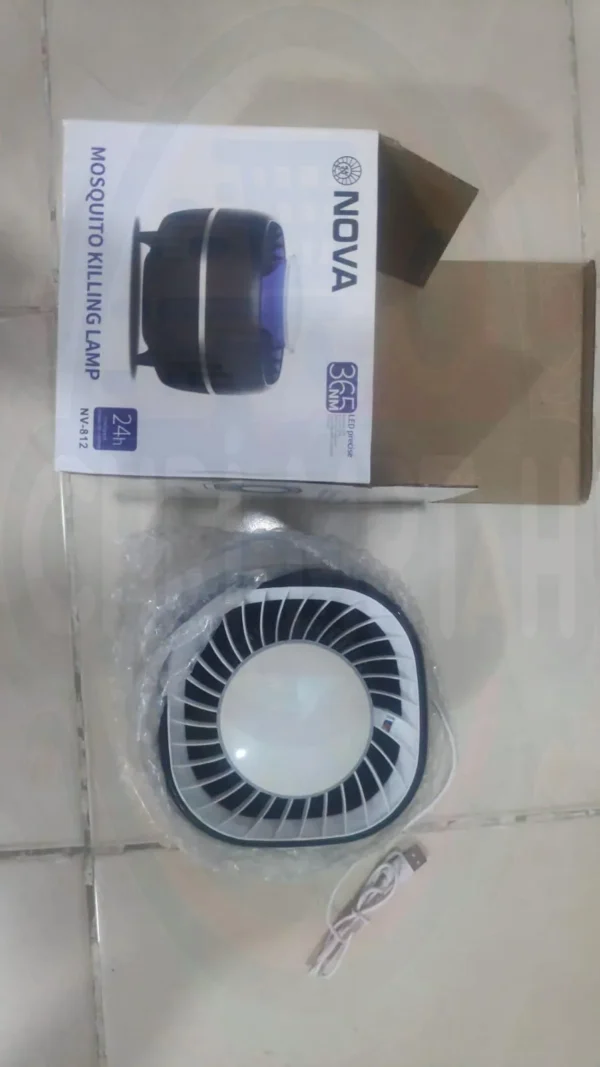 Lampe anti-moustique au Maroc