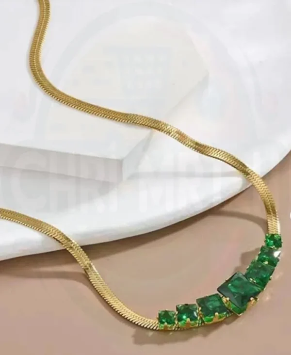 Collier vert pour femme au Maroc – Image 2